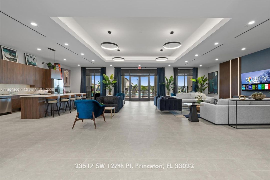 Recently Sold: $395,000 (3 beds, 3 baths, 1328 Square Feet)