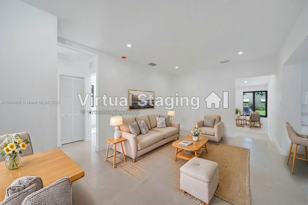 Недавно продано: $775,000 (0 спален, 0 ванн, 1927 Квадратных фут)