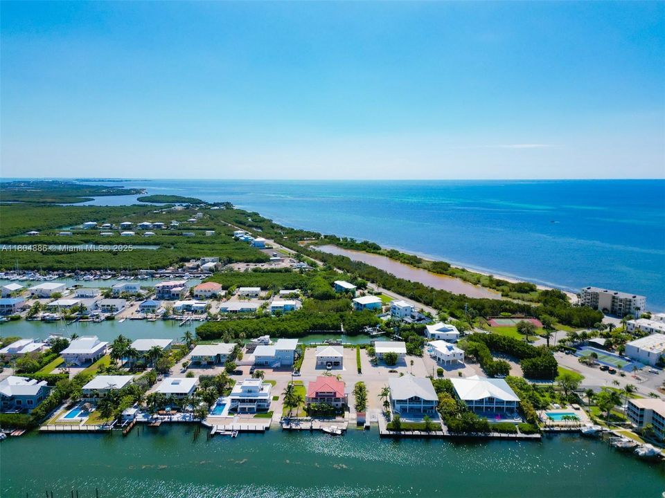 Recently Sold: $1,999,999 (3 beds, 2 baths, 0 Square Feet)