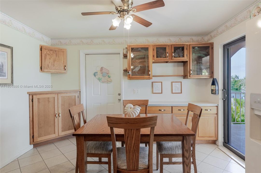 Recently Sold: $1,999,999 (3 beds, 2 baths, 0 Square Feet)