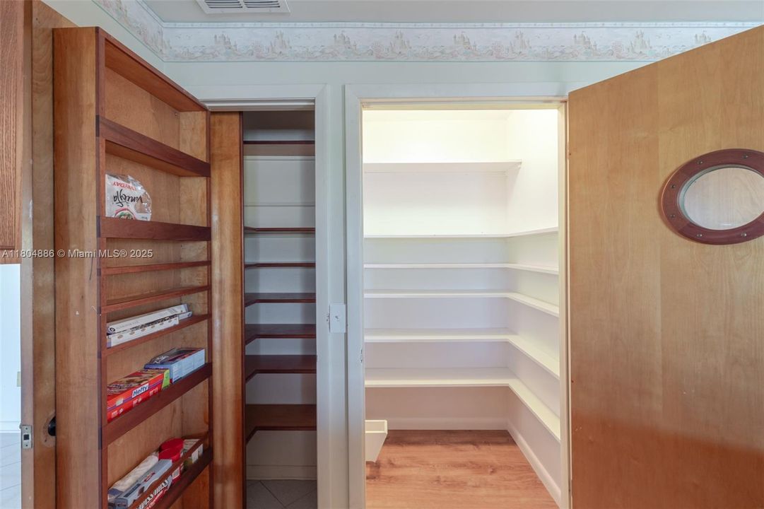 Recently Sold: $1,999,999 (3 beds, 2 baths, 0 Square Feet)