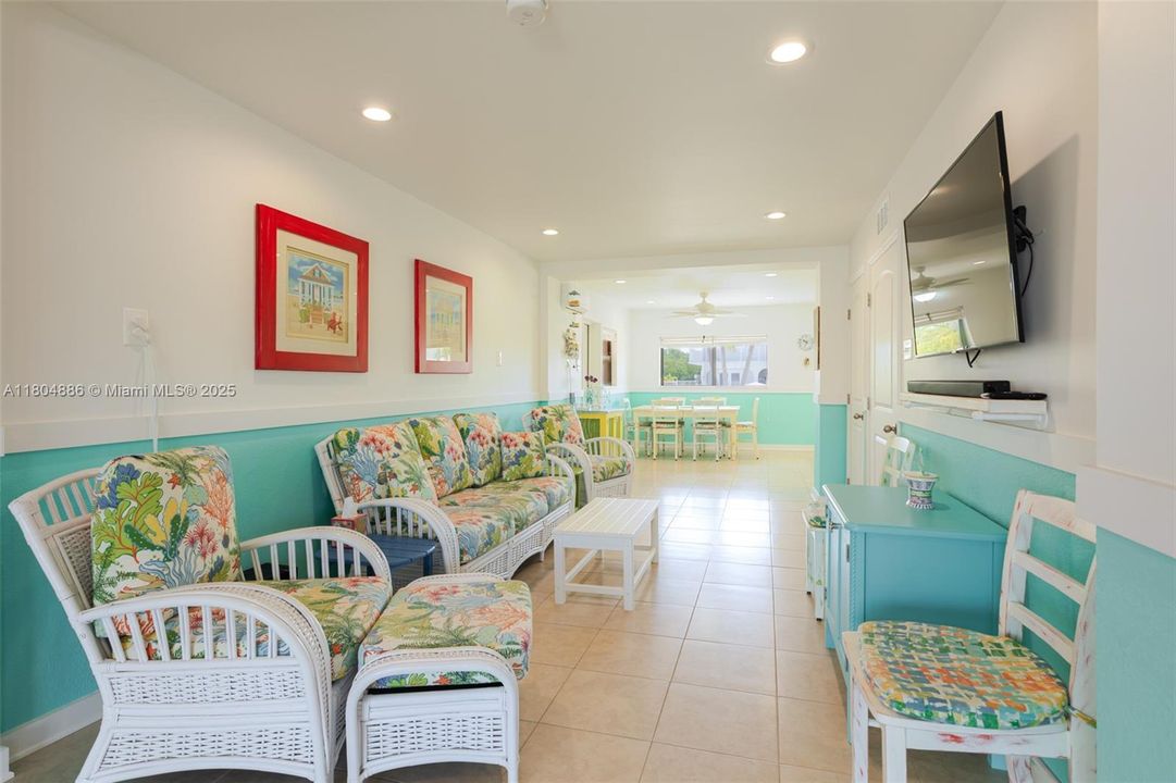 Recently Sold: $1,999,999 (3 beds, 2 baths, 0 Square Feet)