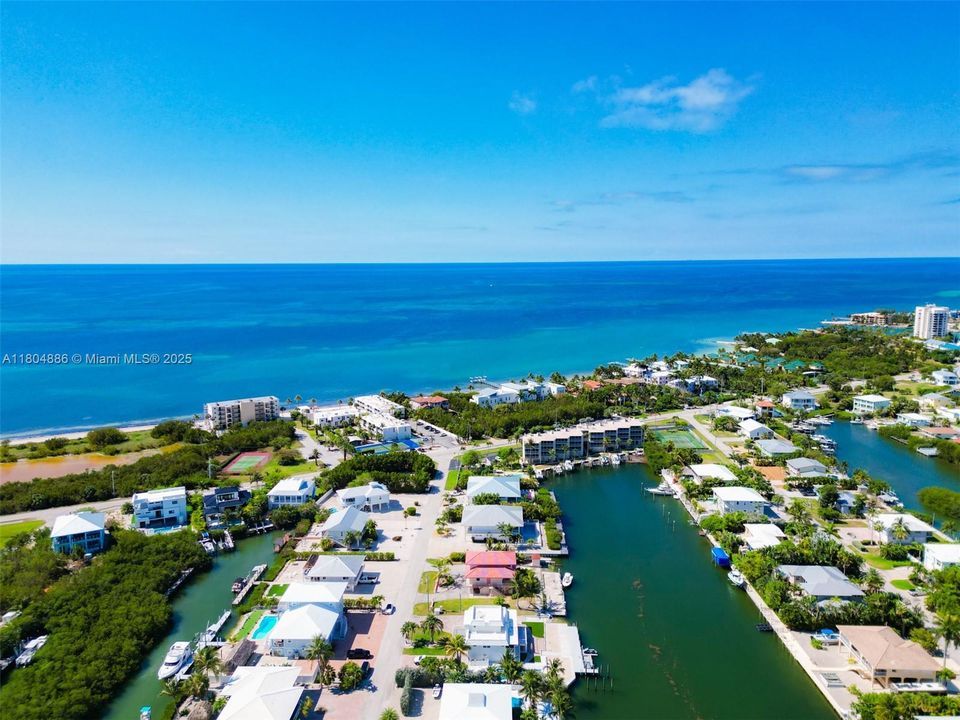 Recently Sold: $1,999,999 (3 beds, 2 baths, 0 Square Feet)