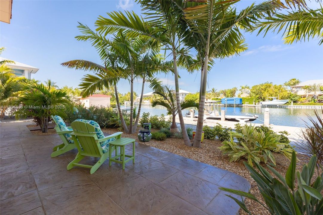 Recently Sold: $1,999,999 (3 beds, 2 baths, 0 Square Feet)