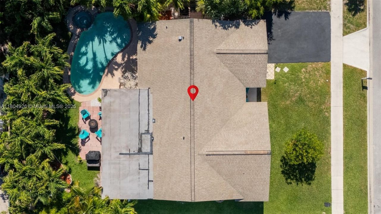 Recently Sold: $649,999 (5 beds, 2 baths, 1960 Square Feet)