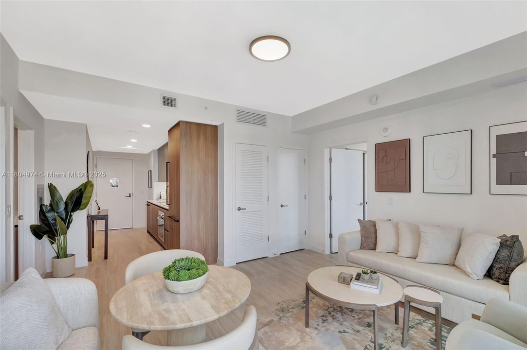 На продажу: $1,355,000 (2 спален, 2 ванн, 802 Квадратных фут)