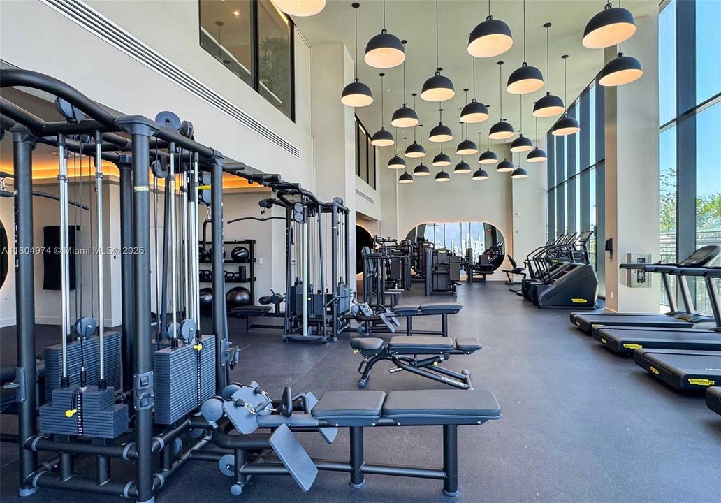 На продажу: $1,355,000 (2 спален, 2 ванн, 802 Квадратных фут)