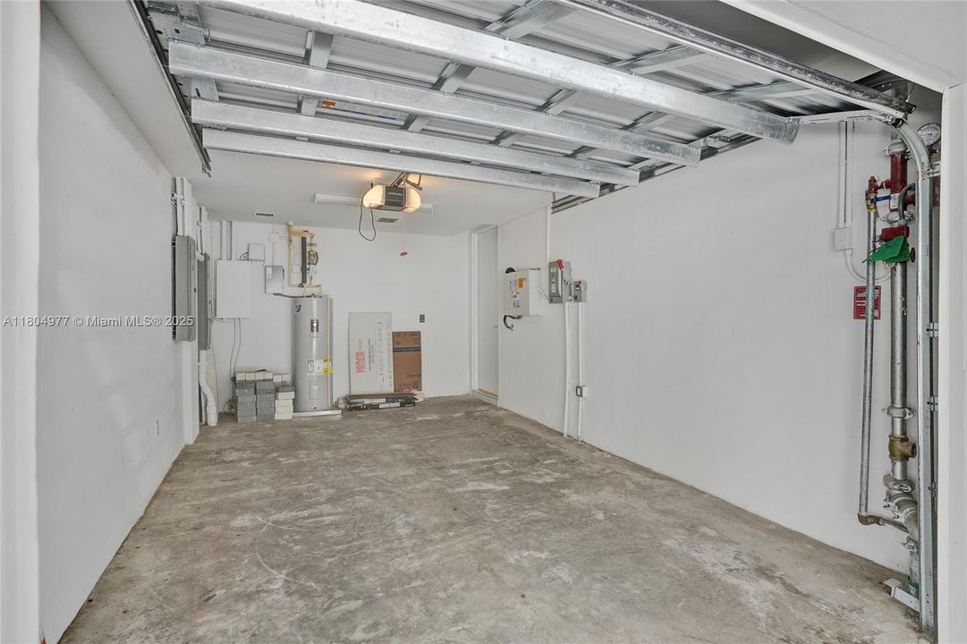 На продажу: $3,375,000 (4 спален, 4 ванн, 3849 Квадратных фут)