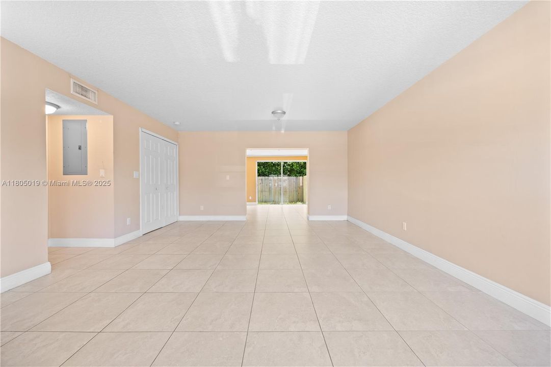 Ground floor Master bathroom.