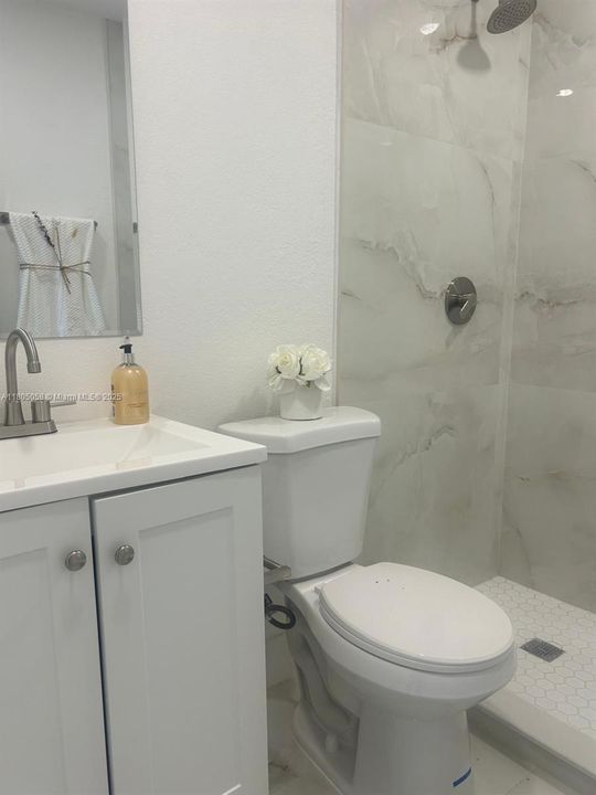 En Venta: $525,000 (3 camas, 2 baños, 1536 Pies cuadrados)