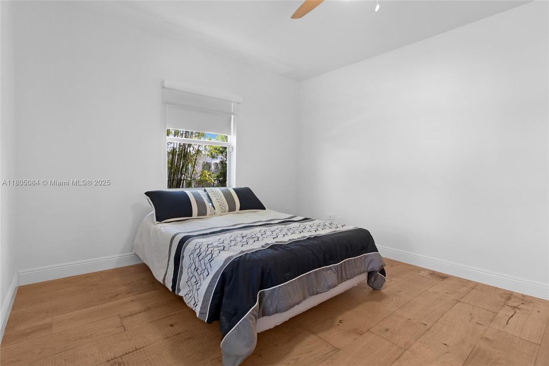 Vendido Recientemente: $840,000 (2 camas, 1 baños, 1322 Pies cuadrados)