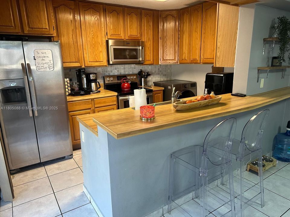 Recently Sold: $486,500 (3 beds, 2 baths, 1225 Square Feet)