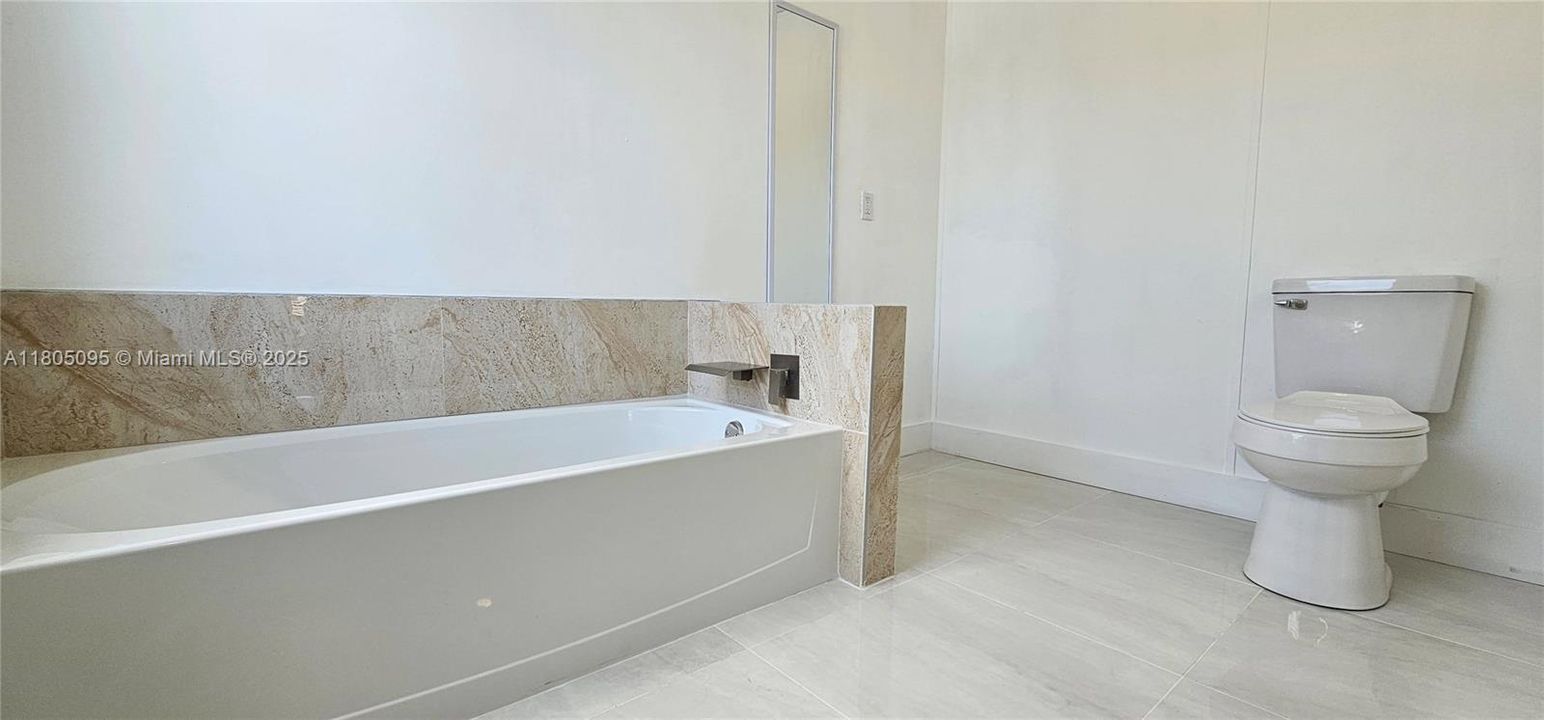 最近售出: $259,900 (3 贝兹, 2 浴室, 1456 平方英尺)