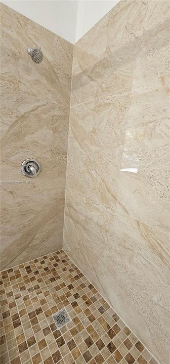 最近售出: $259,900 (3 贝兹, 2 浴室, 1456 平方英尺)