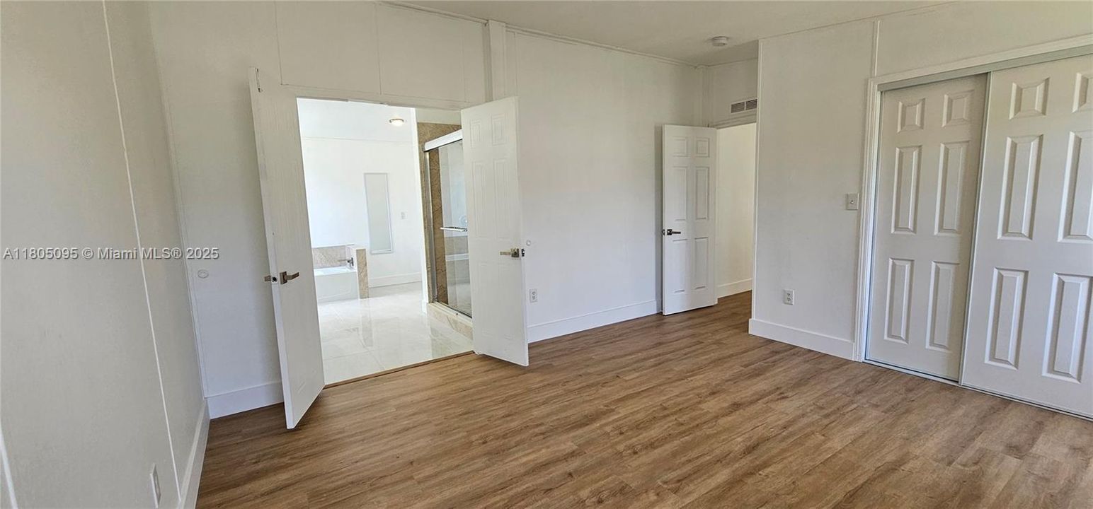 最近售出: $259,900 (3 贝兹, 2 浴室, 1456 平方英尺)