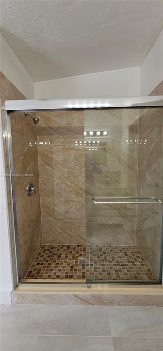 最近售出: $259,900 (3 贝兹, 2 浴室, 1456 平方英尺)