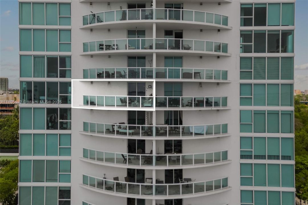 En Venta: $950,000 (2 camas, 2 baños, 1367 Pies cuadrados)