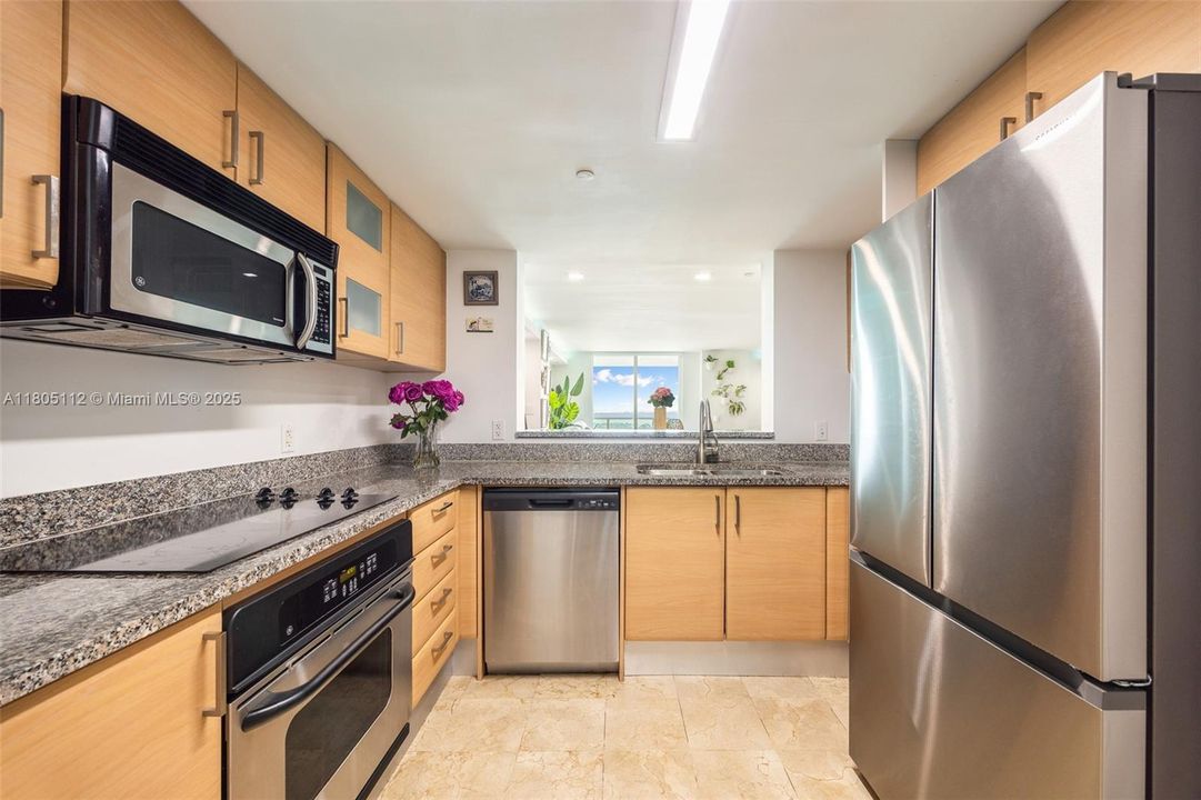 En Venta: $950,000 (2 camas, 2 baños, 1367 Pies cuadrados)