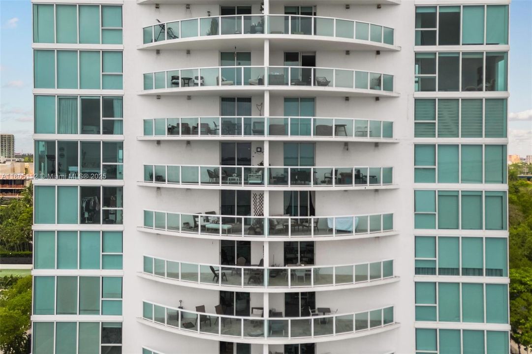 En Venta: $950,000 (2 camas, 2 baños, 1367 Pies cuadrados)