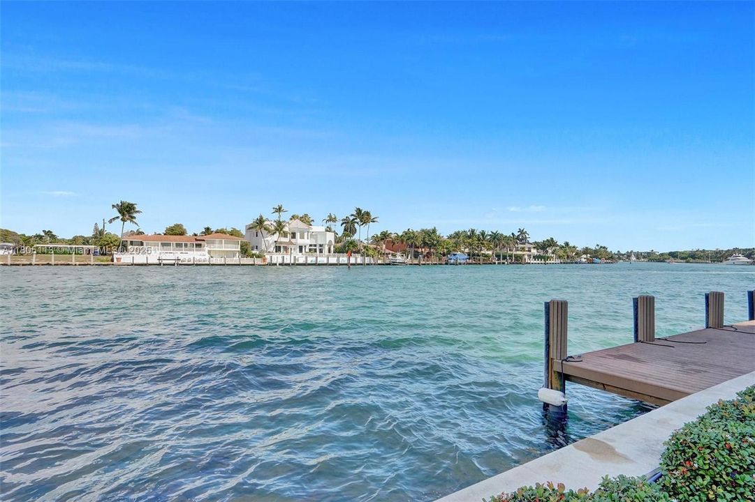 Recently Sold: $595,000 (2 beds, 2 baths, 1000 Square Feet)