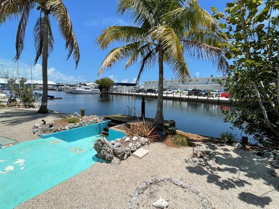 For Sale: $1,439,000 (0.29 acres)