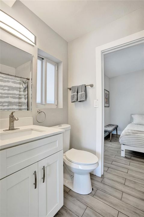 Recently Sold: $699,000 (3 beds, 2 baths, 1296 Square Feet)