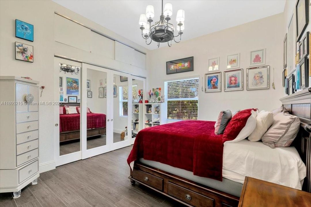 En Venta: $2,999,000 (7 camas, 5 baños, 6756 Pies cuadrados)