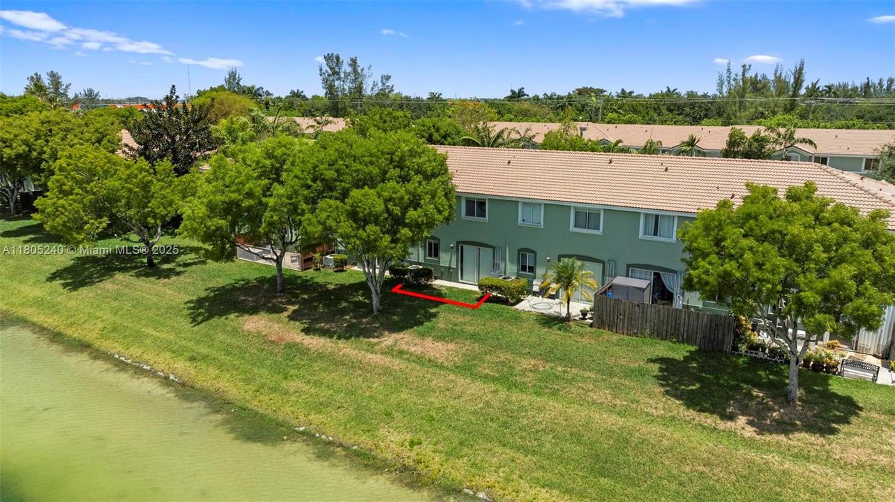 En Venta: $330,000 (3 camas, 2 baños, 1302 Pies cuadrados)