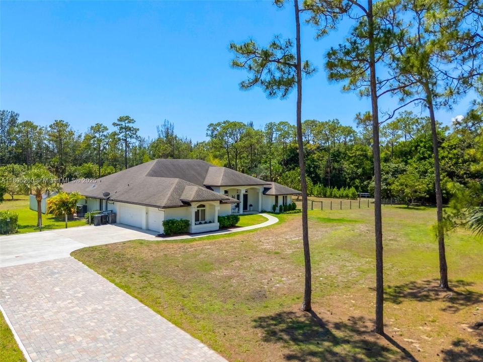 For Sale: $1,449,999 (5 beds, 3 baths, 3329 Square Feet)