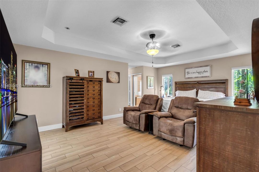 For Sale: $1,449,999 (5 beds, 3 baths, 3329 Square Feet)