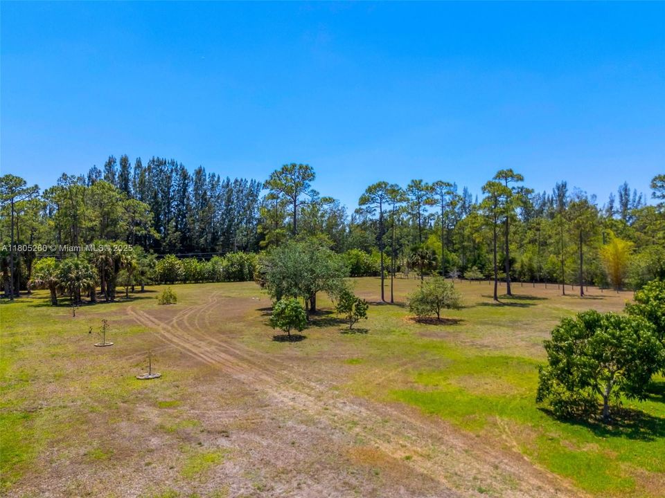 For Sale: $1,449,999 (5 beds, 3 baths, 3329 Square Feet)