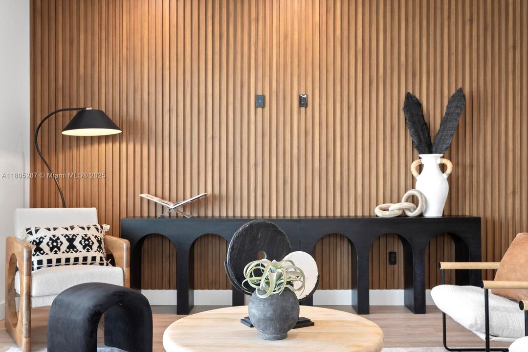 Recently Sold: $3,499,000 (4 beds, 3 baths, 3665 Square Feet)