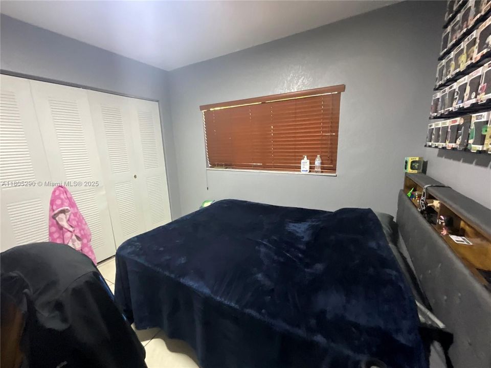 Recently Sold: $344,999 (2 beds, 2 baths, 885 Square Feet)