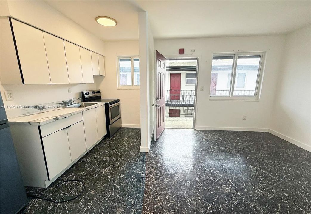 待售: $2,795,000 (0 贝兹, 0 浴室, 0 平方英尺)