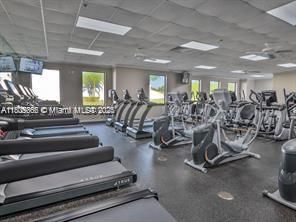 Recently Sold: $88,900 (1 beds, 1 baths, 700 Square Feet)