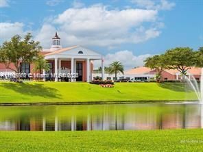 Recently Sold: $88,900 (1 beds, 1 baths, 700 Square Feet)