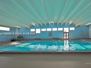 Recently Sold: $88,900 (1 beds, 1 baths, 700 Square Feet)