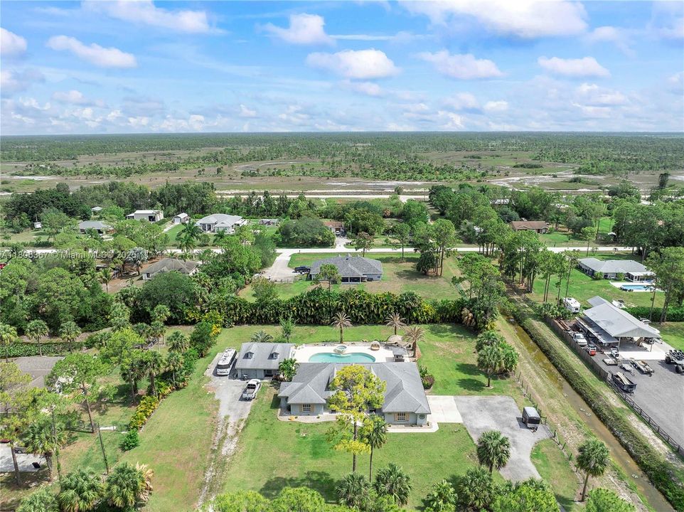 Active With Contract: $999,999 (5 beds, 4 baths, 3085 Square Feet)