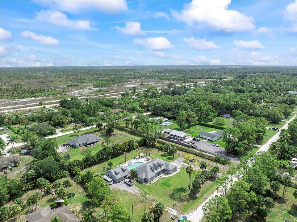 Active With Contract: $999,999 (5 beds, 4 baths, 3085 Square Feet)