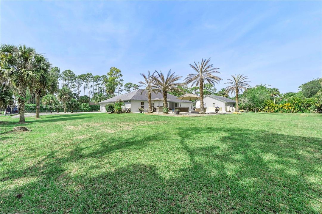 Active With Contract: $999,999 (5 beds, 4 baths, 3085 Square Feet)