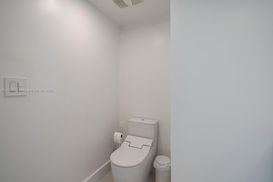 En Venta: $999,000 (2 camas, 2 baños, 1222 Pies cuadrados)