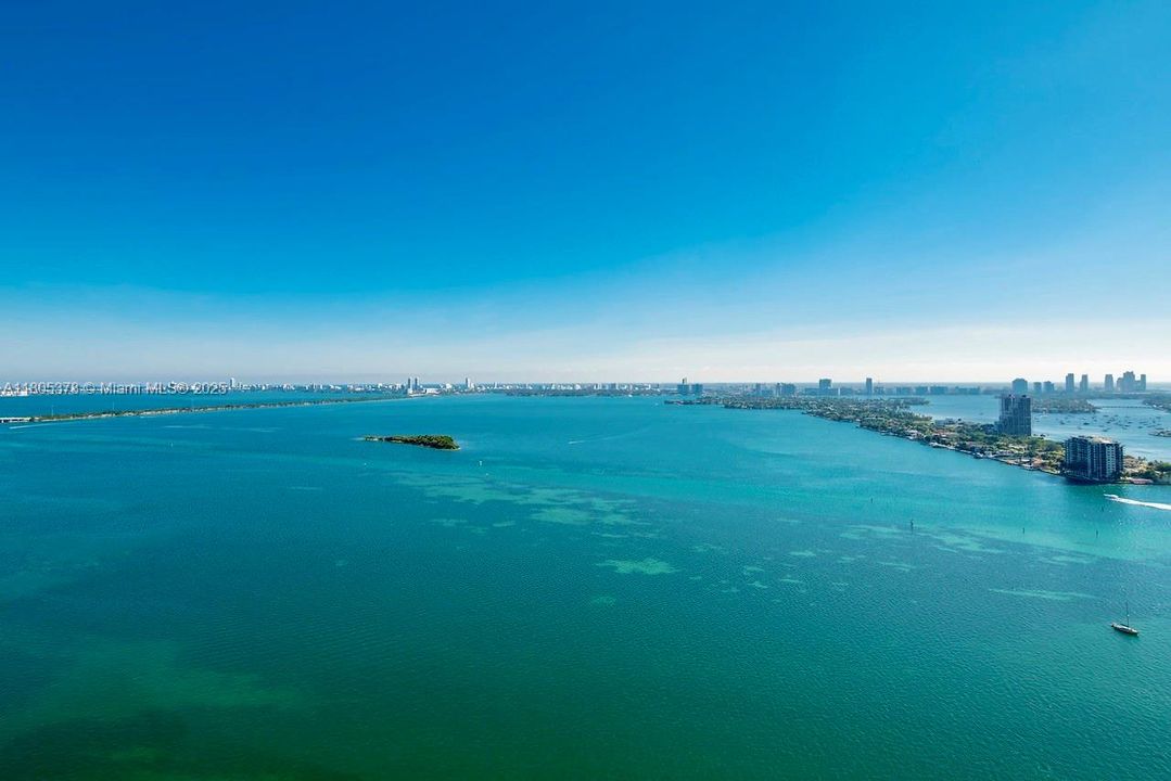 En Venta: $999,000 (2 camas, 2 baños, 1222 Pies cuadrados)