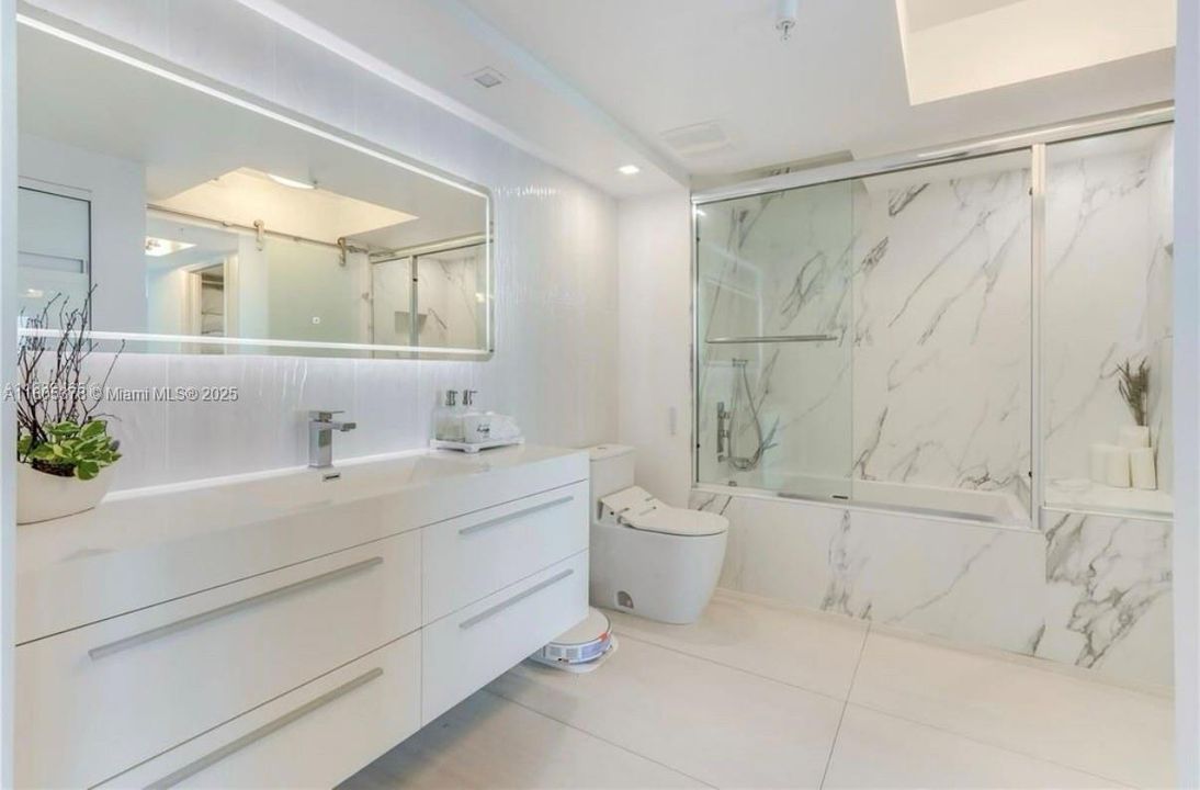 En Venta: $999,000 (2 camas, 2 baños, 1222 Pies cuadrados)