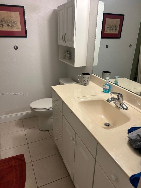 Недавно продано: $190,000 (2 спален, 2 ванн, 1158 Квадратных фут)