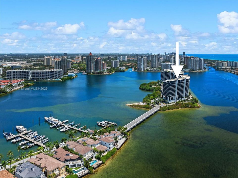 待售: $2,950,000 (3 贝兹, 4 浴室, 2750 平方英尺)