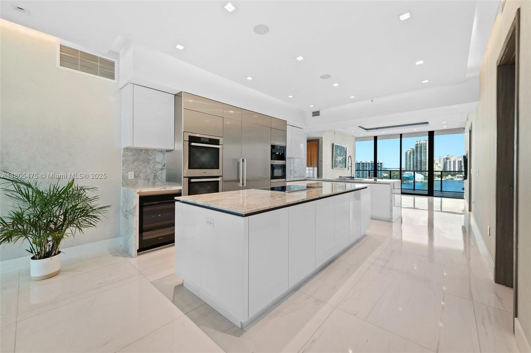 待售: $2,950,000 (3 贝兹, 4 浴室, 2750 平方英尺)