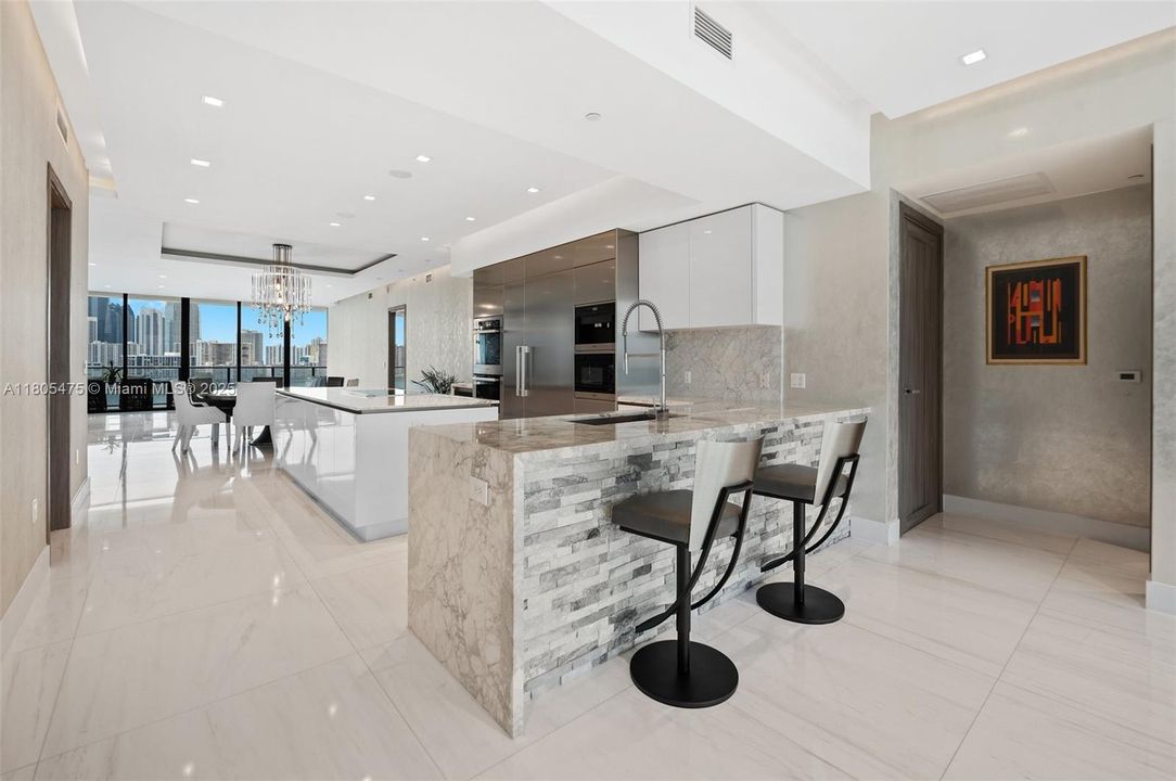 待售: $2,950,000 (3 贝兹, 4 浴室, 2750 平方英尺)