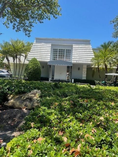 Vendido Recientemente: $1,770,000 (2 camas, 2 baños, 1800 Pies cuadrados)