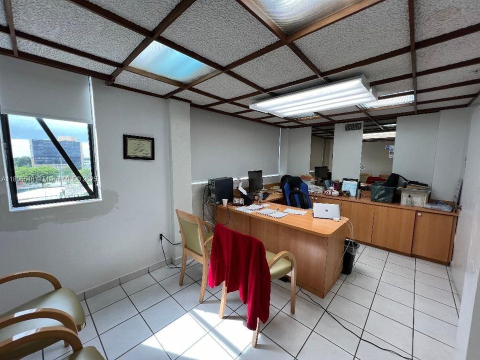 Activo con contrato: $1,750 (0 camas, 0 baños, 0 Pies cuadrados)