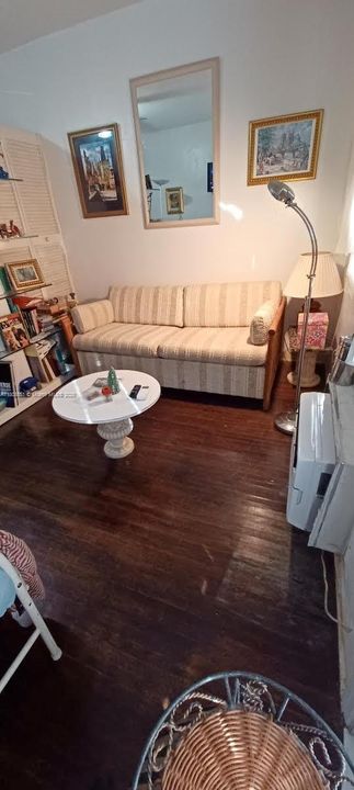 Недавно продано: $250,000 (0 спален, 1 ванн, 460 Квадратных фут)